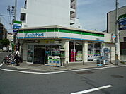コンビニ「ファミリーマートまで154ｍ」