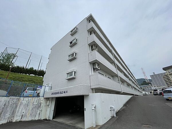 広島県広島市西区古江西町(賃貸マンション4LDK・1階・71.11㎡)の写真 その1