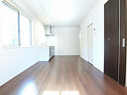 ラクシアポート 1階1LDKのリビング/ダイニング