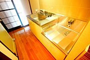 ※別の部屋の写真です。