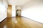※掲載写真は同マンション別部屋参考写真となります。