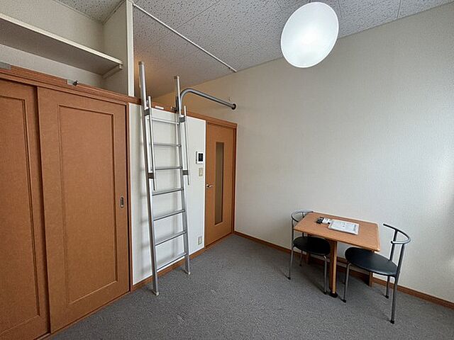 室内