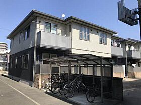 メープルコートNAKAO B棟  ｜ 広島県広島市東区戸坂千足1丁目（賃貸アパート2LDK・1階・53.91㎡） その1