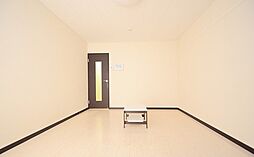 レオネクストプランドール 1階1Kのリビング/ダイニング