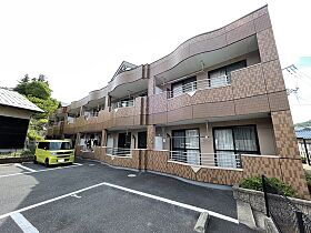 広島県広島市安佐南区長楽寺2丁目（賃貸マンション1LDK・1階・45.60㎡） その1