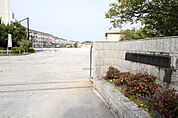 小学校「広島市立鈴が峰小学校まで791ｍ」