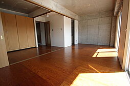 フォーシーズンズAP 2階2LDKのリビング/ダイニング