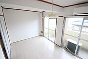 ※別部屋の写真です