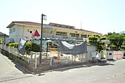 幼稚園・保育園「深川保育園まで650ｍ」