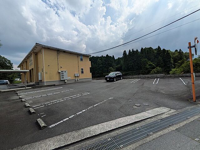 4 / 4