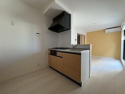 アドバンス舟入南 2階1LDKのリビング/ダイニング