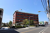 役所「広島市安芸区役所まで1521ｍ」