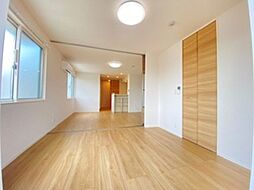 メゾングランレーヴ　A棟 2階1LDKのリビング/ダイニング