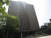 役所「広島市役所まで1107ｍ」