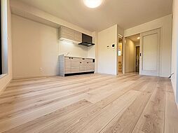 中野APARTMENTS 2階2LDKのリビング/ダイニング