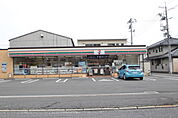 コンビニ「セブンイレブン広島庚午北1丁目店まで233ｍ」