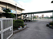 中学校「広島市立大州中学校まで1687ｍ」