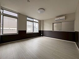 真田ビル 2階3LDKのリビング/ダイニング