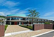 小学校「大竹市立大竹小学校まで1890ｍ」