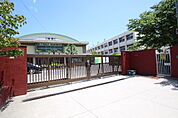 小学校「広島市立大町小学校まで595ｍ」
