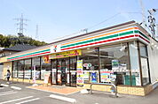 コンビニ「セブンイレブン廿日市城内店まで444ｍ」