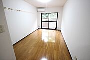 ※別部屋の写真です