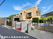 始発駅の高尾駅まで徒歩圏ですので通勤通学にも便利です