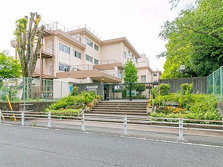 八王子市立陵南中学校迄270m