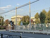 立川市立立川第二中学校迄1630ｍ