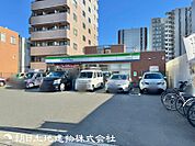 ファミリーマート 八王子寺町店迄60ｍ