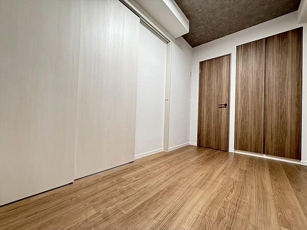 寝室を拡大表示