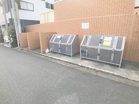 ゴミステーション