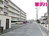 外観：前面道路
