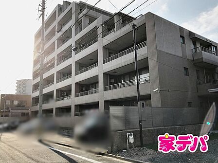現地や周辺環境もあわせてご確認いただけます。現地ご案内いたします。お気軽にお問い合わせください。実際の陽当たりや前面道路、周辺の環境などもぜひ現地でご確認ください。スタッフが丁寧にご案内いたします。