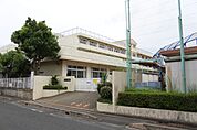羽根井小学校（500m）