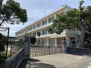 福江小学校（490m）