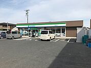 ファミリーマート豊橋松井町店（910m）