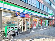 ファミリーマート豊橋石塚店（320m）