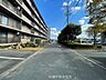 外観：前面道路