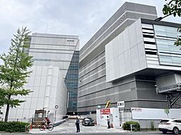 道路を挟んで反対側にNHKがあります