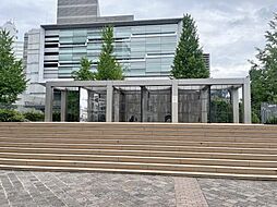 前面の広場