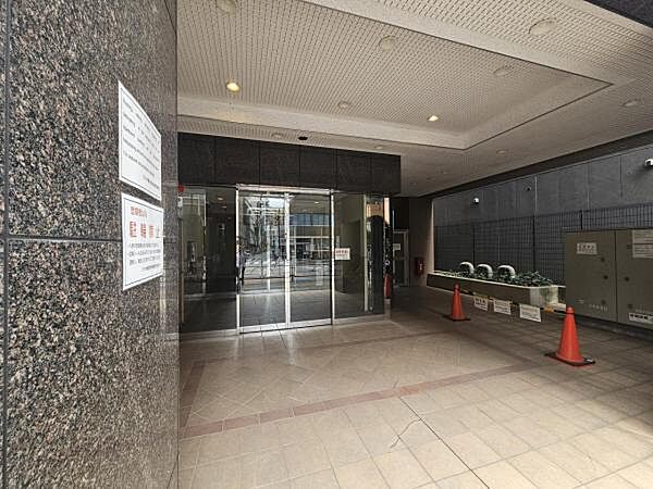 エントランスを拡大表示