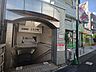 周辺：平坦徒歩4分 通勤、通学も便利です♪