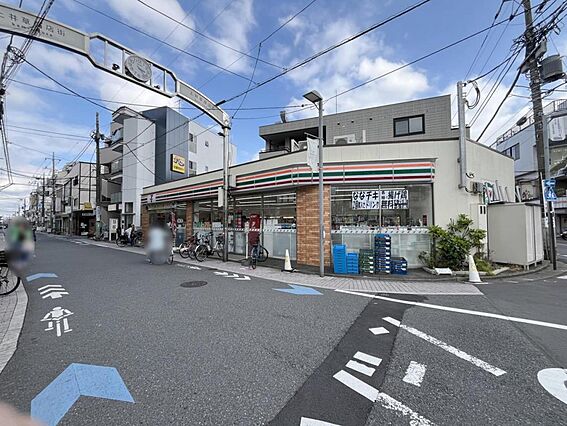 セブンイレブン...