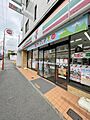 セブン-イレブ...