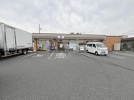 セブン-イレブン 世田谷南烏山2丁目店(418m)