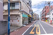 店舗脇道