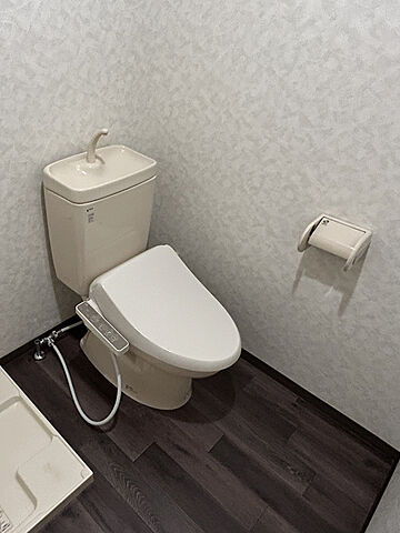 温水洗浄便座。異なる場合は現況を優先します。