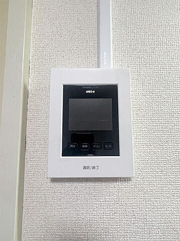 モニター付きインターホン。異なる場合は現況を優先します。