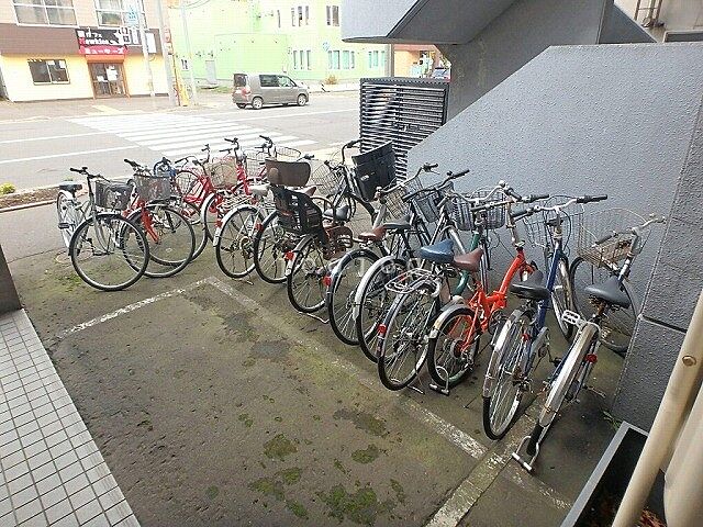 その他